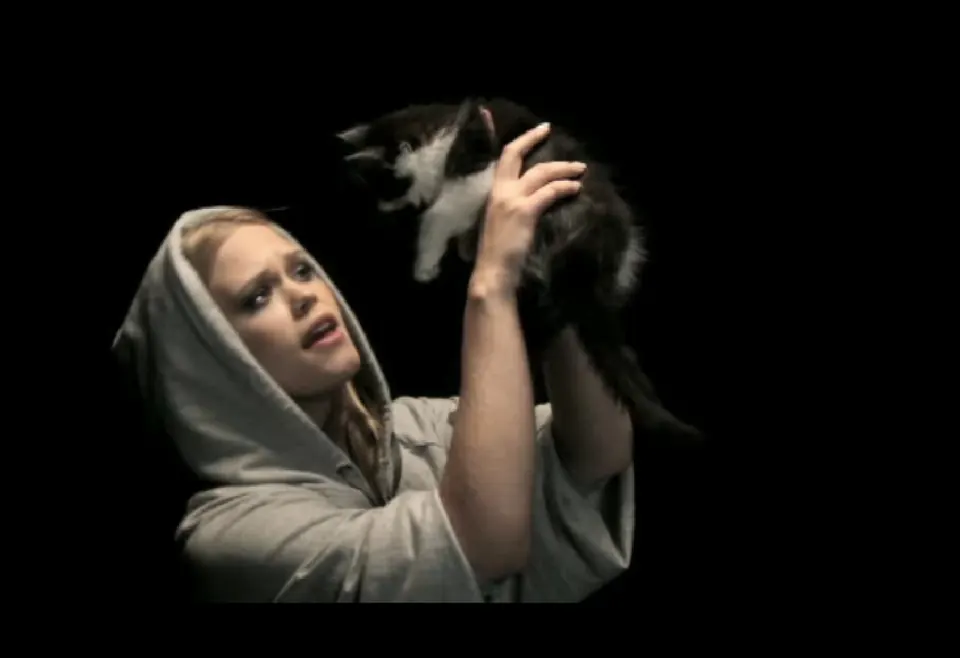 Kakan & Julia - Catfight – bild 1
